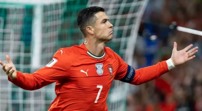 Soi trận Bồ Đào Nha vs Chile: Điểm tựa Ronaldo - Fernandes