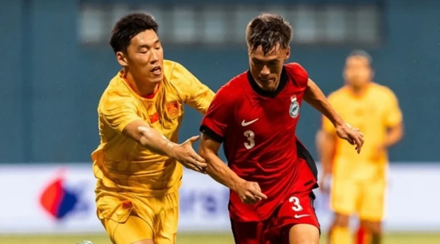 Dẫn trước 2 bàn, Trung Quốc toát mồ hôi hạ Singapore 2-1