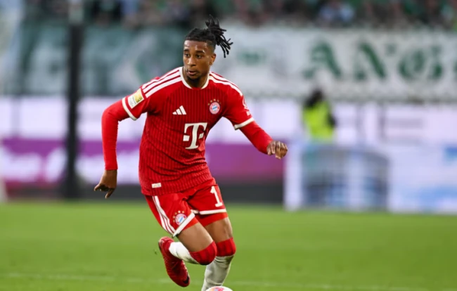 Bayern dội gáo nước lạnh vào tham vọng mua Olise của Real