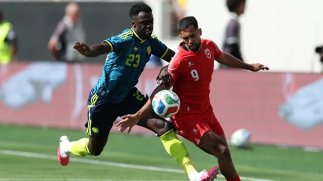 Colombia nhấn chìm Jordan bằng cú đúp của Jhon Arias
