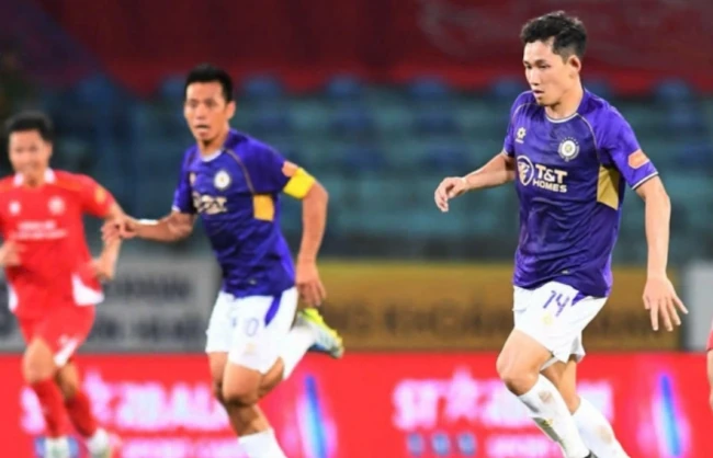 Văn Quyết lên tiếng sau mùa giải trắng tay của Hà Nội FC