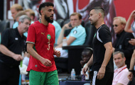 Morocco lo lắng về tình trạng của Mazraoui sau trận hòa Na Uy