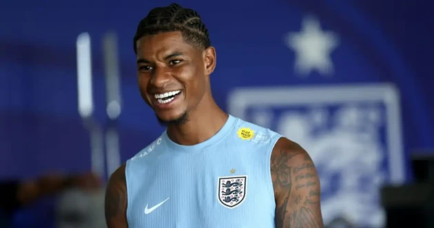 Ký giả BBC tin Rashford hết cửa thi đấu cho Man Utd
