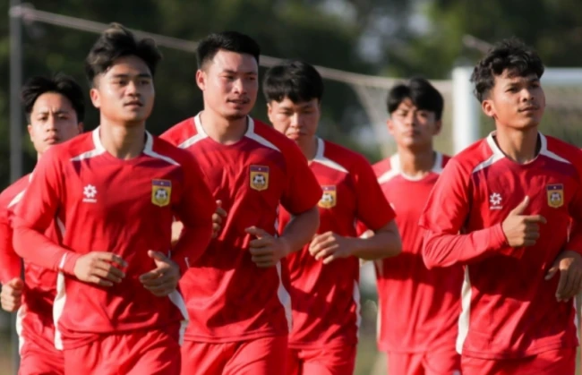 Tuyển Lào sang Gia Lai tập huấn chuẩn bị cho AFF Cup 2026