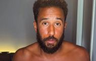 Andros Townsend tạo tranh luận với chế độ ăn khi tác nghiệp tại World Cup