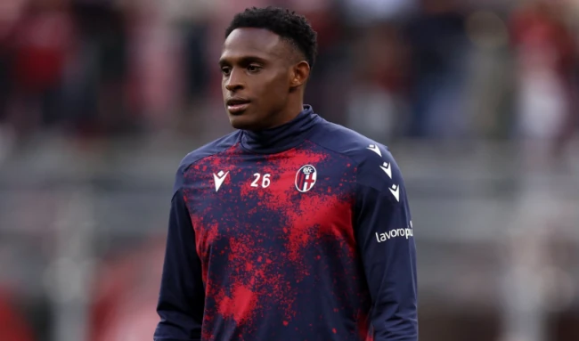 Juventus dẫn đầu cuộc đua giành trung vệ Jhon Lucumi