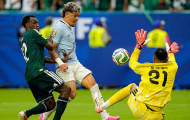Maxi Araujo cứu Uruguay thoát thua Ả Rập Xê Út