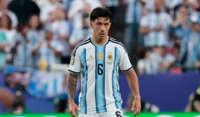 Lisandro Martinez hóa 'lá chắn thép' của Argentina
