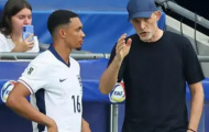 Đằng sau quyết định gạt Alexander-Arnold của Tuchel