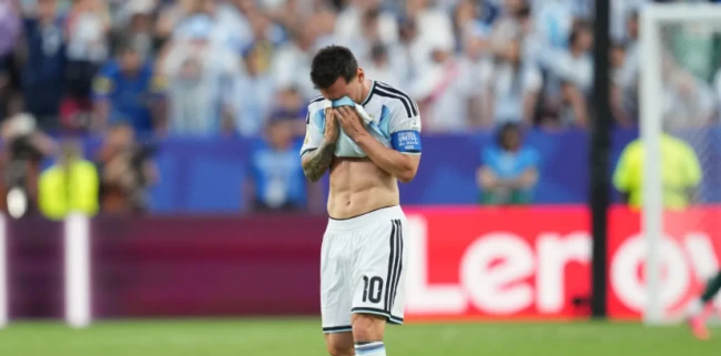 Nữ MC mất việc vì thông tin sai lệch về bố Messi