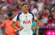 Tottenham chốt tương lai Micky van de Ven trước sự chèo kéo của Barcelona