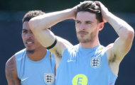 Rice sắm vai 'thuyết khách', Arsenal muốn chốt nhanh vụ Rogers