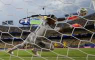 Eloy Room đòi dựng tượng sau kỷ lục cứu thua vĩ đại tại World Cup