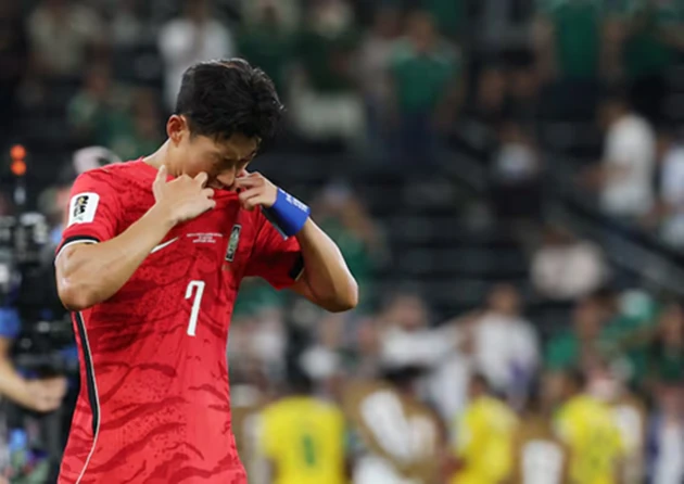 Úc và Nhật Bản đẩy Hàn Quốc đến bờ vực rời World Cup