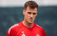 MU cân nhắc bán Radek Vitek, Rangers theo dõi tình hình