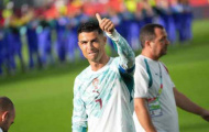 Bị đồn sắp giã từ ĐTQG, Ronaldo bỏ ngỏ tương lai ở Bồ Đào Nha