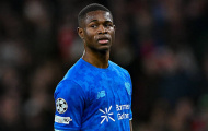 Arsenal và Newcastle tranh giành Kofane