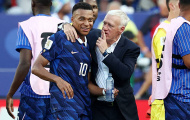 Deschamps cử người bảo vệ Mbappe trước sự thô bạo của Paraguay