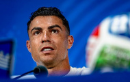 Ronaldo lấy 3 bàn thắng đáp trả chỉ trích