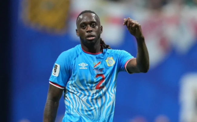 Arsenal nhắm Aaron Wan-Bissaka thay thế Ben White