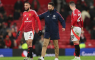 HLV Amorim muốn đưa Mazraoui về AC Milan