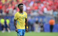 Tin đồn chuyển nhượng tối 13/7: Real có thể đẩy đi Vinicius; Barca quan tâm Cristian Romero