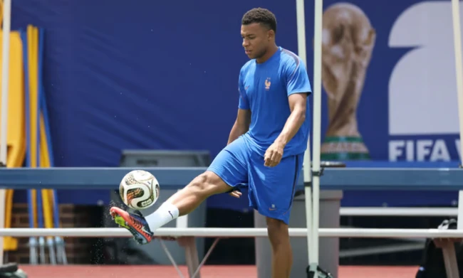 Deschamps khẳng định Mbappe đạt 100% thể lực đấu Tây Ban Nha