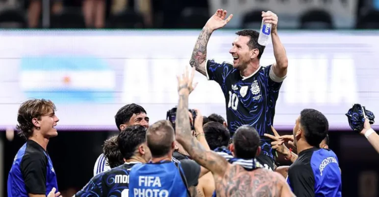 Kỳ quan không tuổi Lionel Messi