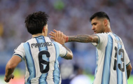 Cặp trung vệ kỳ lạ trở thành 'bức tường thép' của Argentina