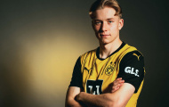Liverpool tranh hậu vệ Dortmund với Arsenal