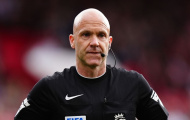 Anthony Taylor chính thức giải nghệ sau 16 năm cầm còi