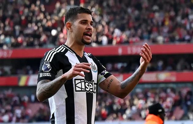 Newcastle ra tối hậu thư cho Arsenal vụ Bruno