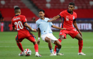 Campuchia 1-2 Singapore: Ilhan Fandi ngả người móc bóng thần sầu