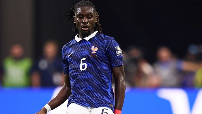 Tin đồn chuyển nhượng tối 25/7: MU đạt thỏa thuận cá nhân với Manu Kone; Liverpool săn đón Vinicius