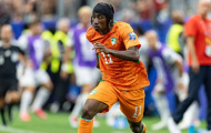 Domino Diomande kích hoạt, Man Utd chờ đón Tchouameni