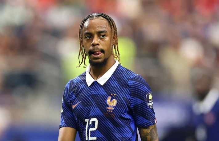 Arsenal nên lựa chọn Vinicius hay mũi khoan Bradley Barcola?