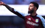 MU có nên mạo hiểm với canh bạc mang tên Douglas Luiz?