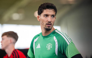 Altay Bayindir đàm phán rời Man Utd ngay trong hè này
