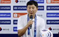 HLV Kim Sang-sik lý giải việc rút Quang Hải ra sân muộn