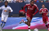 Liverpool thua ngược Leeds nhưng tìm thấy hai nhân tố đá chính
