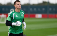 Cài điều khoản mua lại, Man Utd bán đứt thủ môn Vitek cho Boro