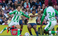 Lewis-Skelly lạc quan dù Arsenal ngã ngựa trước Betis