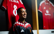 Obi Mikel gọi vụ Man United mua Tielemans là vụ cướp