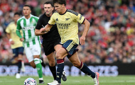 Tân binh Tzolis mang đến thứ vũ khí lý tưởng cho Arsenal