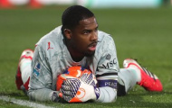 Al-Nassr tận dụng khủng hoảng tại Milan, nhắm mua Mike Maignan
