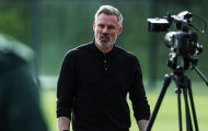 Jamie Carragher sốc với quyết định của Arsenal