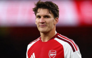 Tzolis từng công khai muốn tới MU trước khi đầu quân Arsenal