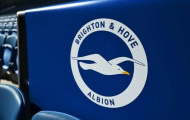 Brighton tiếc thương CĐV qua đời sau trận Aston Villa