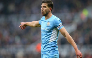 Fan bóc chuyện Ruben Dias hẹn hò qua video ở nhà riêng