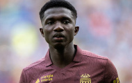 Chelsea tiến sát chữ ký của tiền vệ Lamine Camara